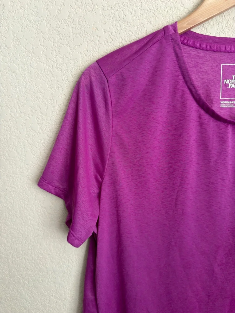 The North Face Reaxion Amp Training Tee Womens XL Purple Heather S/S Gym Shirt - Picture 5 of 8